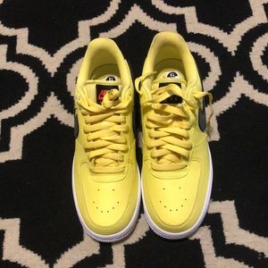 Yellow Nike AF1